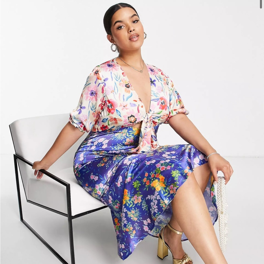 Hope and Ivy Plus Tie Front Midi Dress